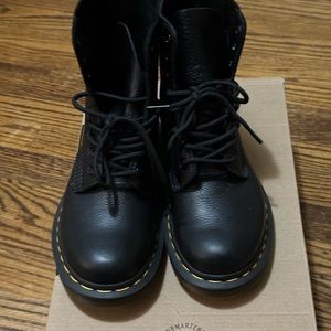 Dr Martens Pascal new boots